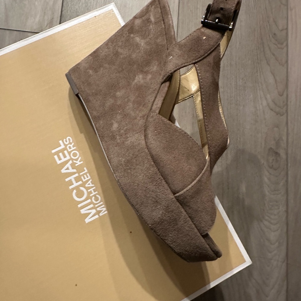 Michael Kors Women's Brown Suede Sandals - Picture 2 of 4